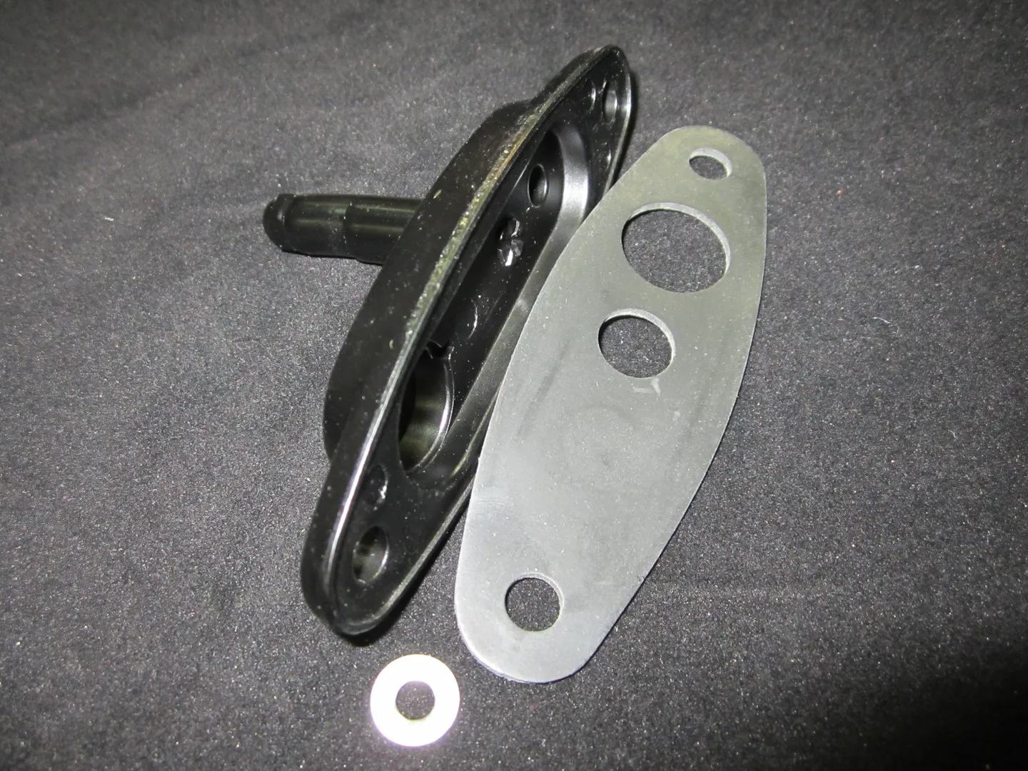 1001081307 | PLATE,MOUNT, WIPER PIVOT