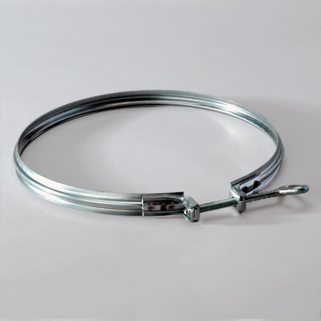 P101846 | D/S,BODY/CUP CLAMP ASSEMBLY