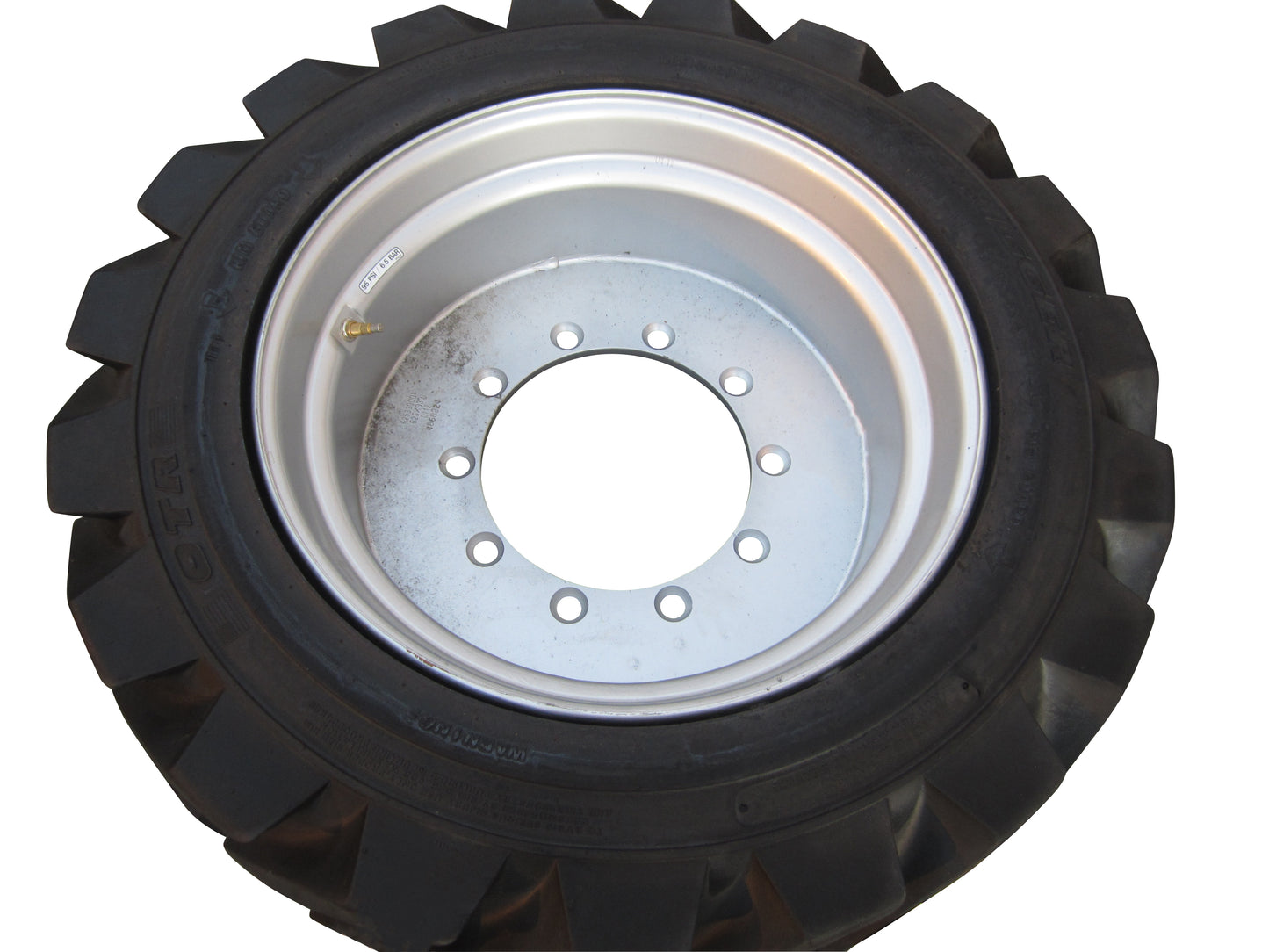 271084 | 15-625 PNEU TIRE,WHEEL (RH)