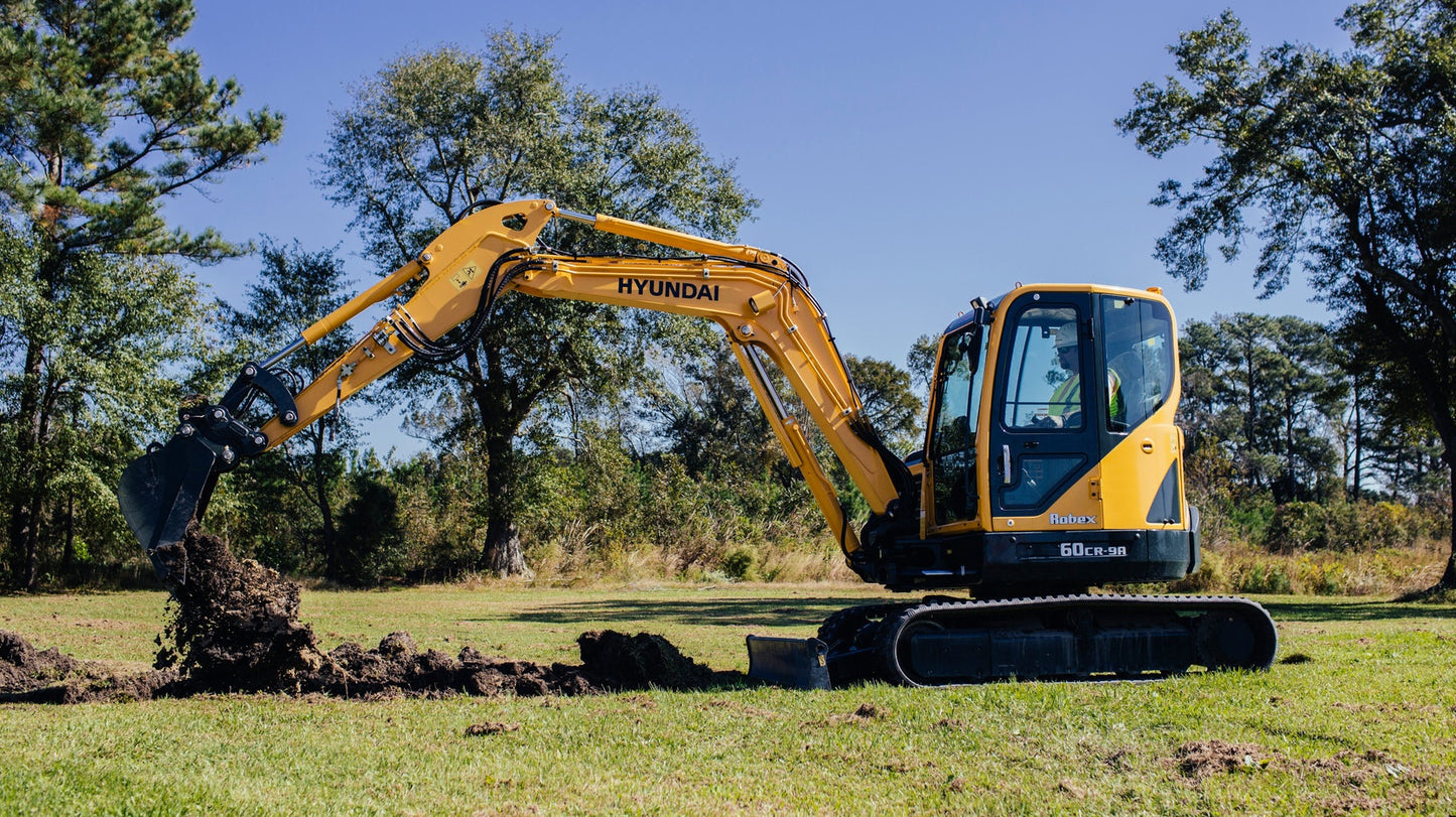 13.5k lb Mini Excavator