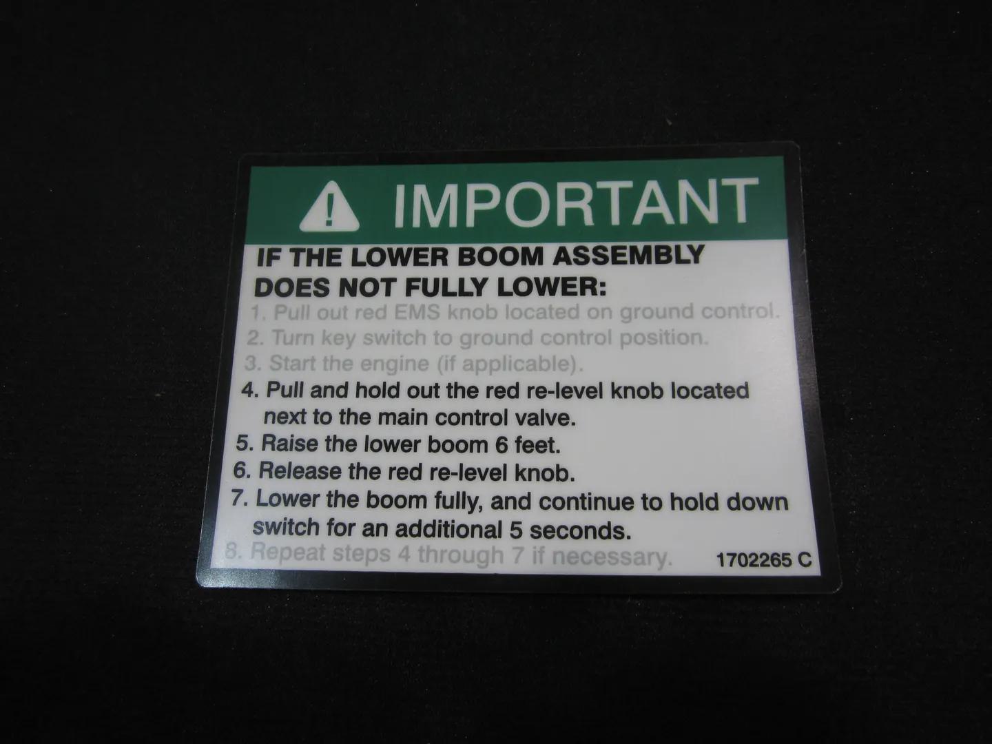 1702265 | DECAL,IMPORTANT-MANUAL DESCENT