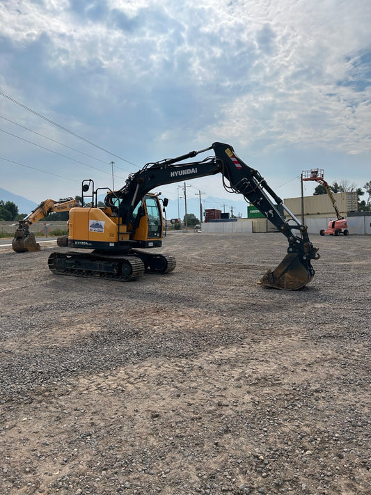 HYUNDAI HX130A LCR, 2023 (USED)