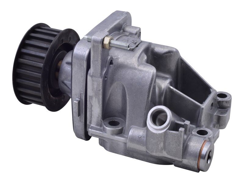 7020495 | PUMP, OIL