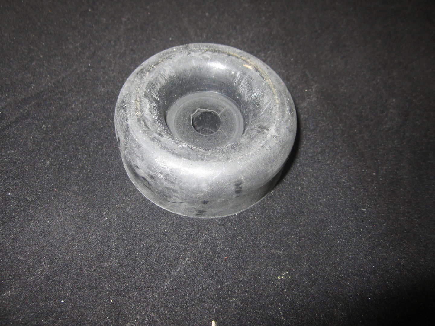 8036703 | BUMPER RUBBER