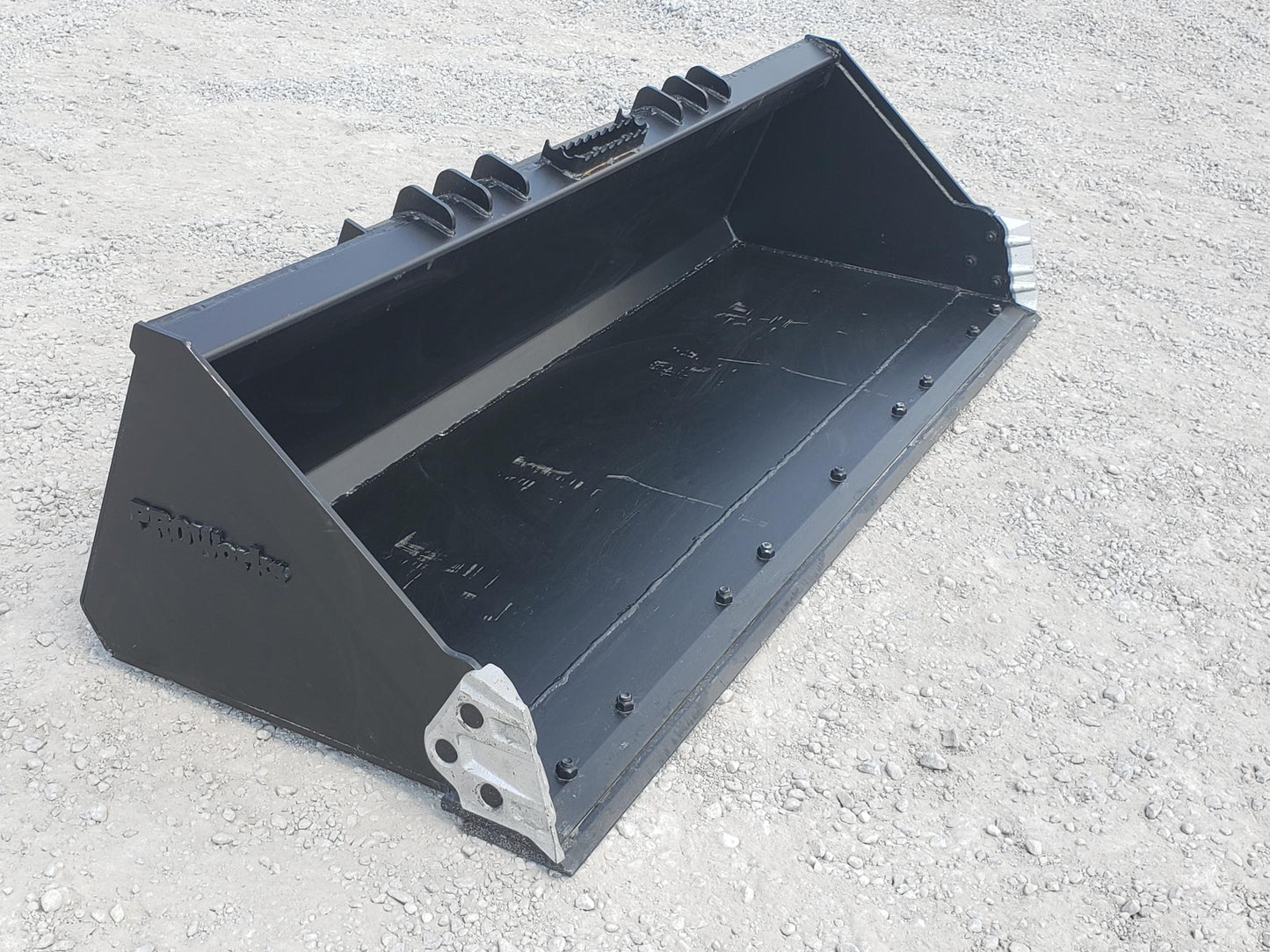 Skid Steer Bucket w/ Bolt-On Cutting Edge